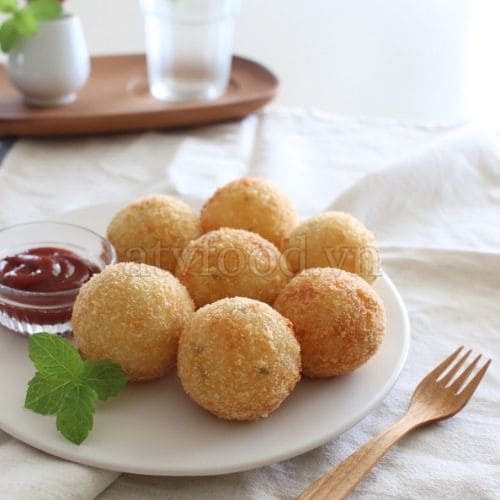 Viên Khoai Tây Nhân Phomai