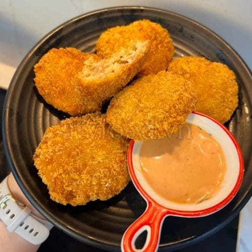 Bánh Gà Nhân Phomai